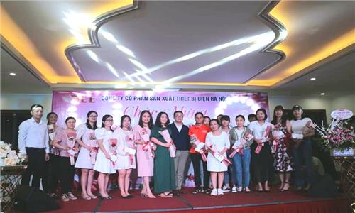 PHỤ NỮ LE - NHỮNG BÔNG HOA ĐẸP NHẤT